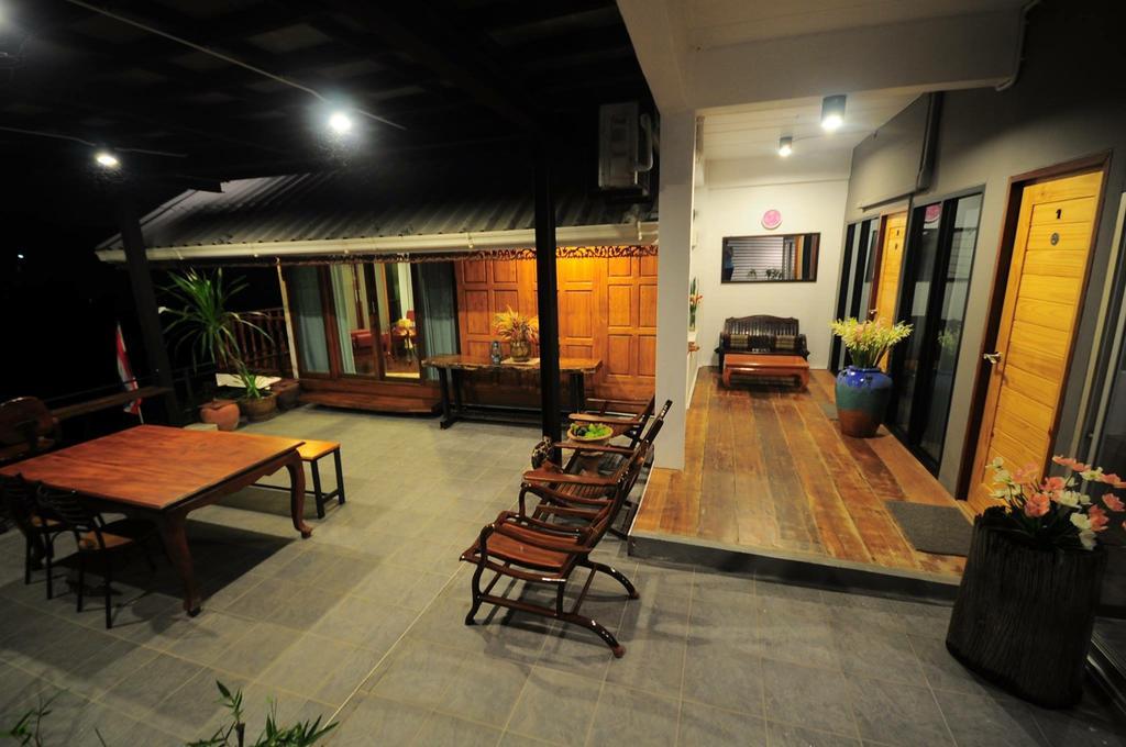 Baan Keang Chon Ayutthaya บ้านเคียงชล อยุธยา Exterior foto