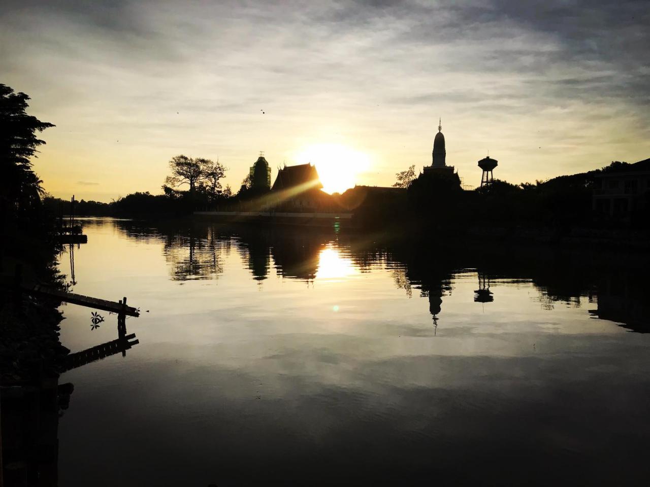 Baan Keang Chon Ayutthaya บ้านเคียงชล อยุธยา Exterior foto